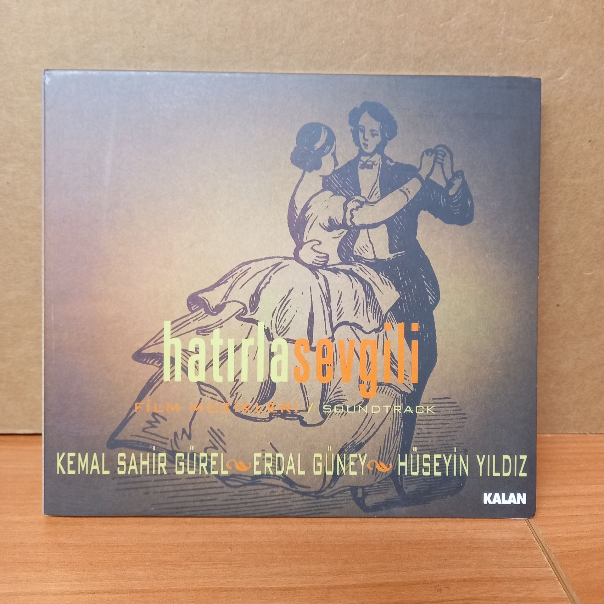 HATIRLA SEVGİLİ FİLM MÜZİKLERİ / KEMAL SHİR GÜREL, ERDAL GÜNEY, HÜSEYİN YILDIZ (2007) - CD 2.EL