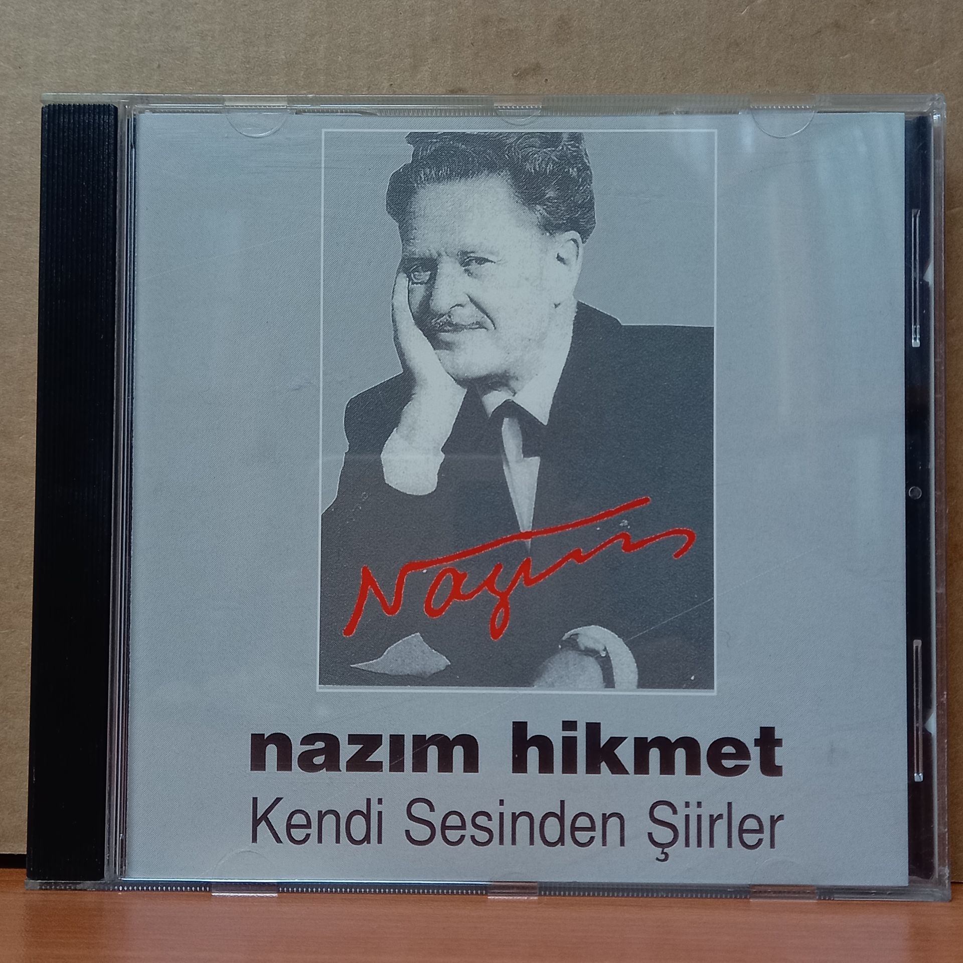NAZIM HİKMET - KENDİ SESİNDEN ŞİİRLER (1991) - CD 2.EL