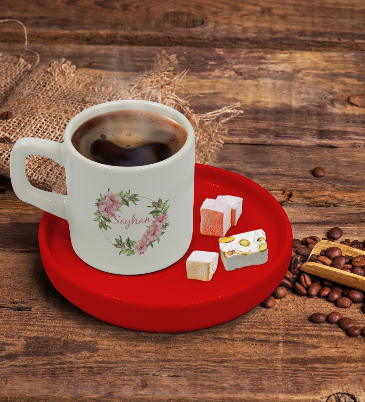 Kişiye Özel Kırmızı Sunum Tabaklı Çiçek Tasarımlı Türk Kahvesi Fincanı Model 17