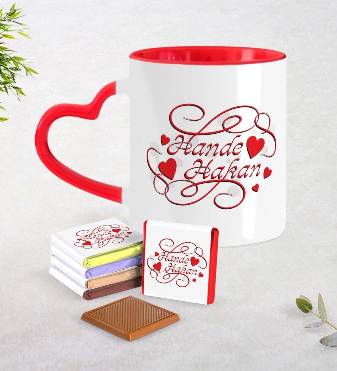 Kişiye Özel Sevgililer Günü Kırmızı Kalpli Kupa ve Çikolata Seti-5