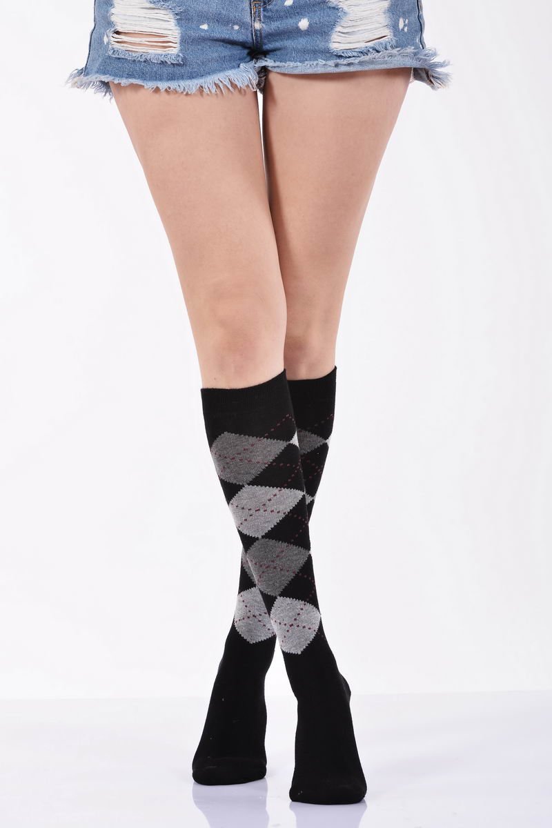 Kadın Ekoseli Dizaltı Çorabı  - Siyah