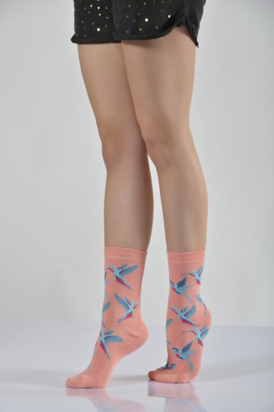 Kadın Kuşlar Motifli Soket Çorabı  - Yavruağzı
