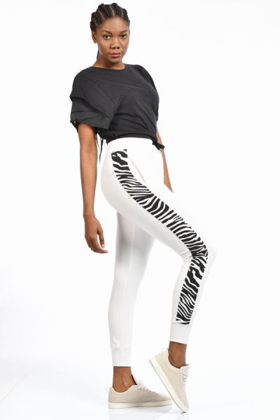 Zegy Yanları Siyah Zebra Desenli Kadın Eşofman  - Beyaz