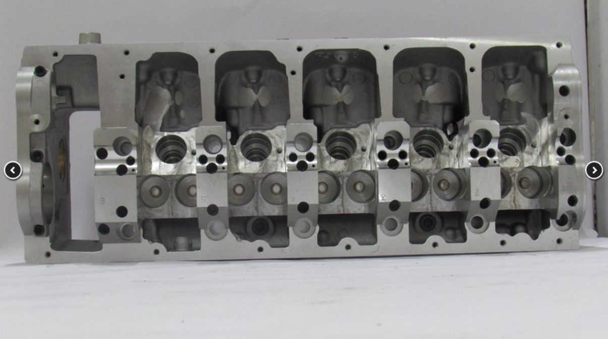 Volkswagen Transporter / Touareg / Multivan T5 2,5 TDI 130 HP AXD-AXE-BAC-BLJ-BLK-BNZ-BPC-BPD Silindir Kapak