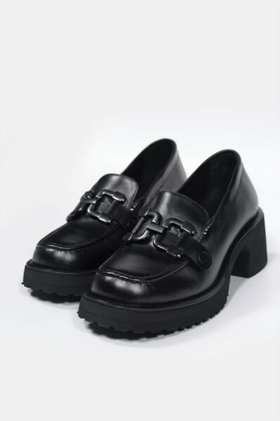 KADIN SİYAH LOAFER