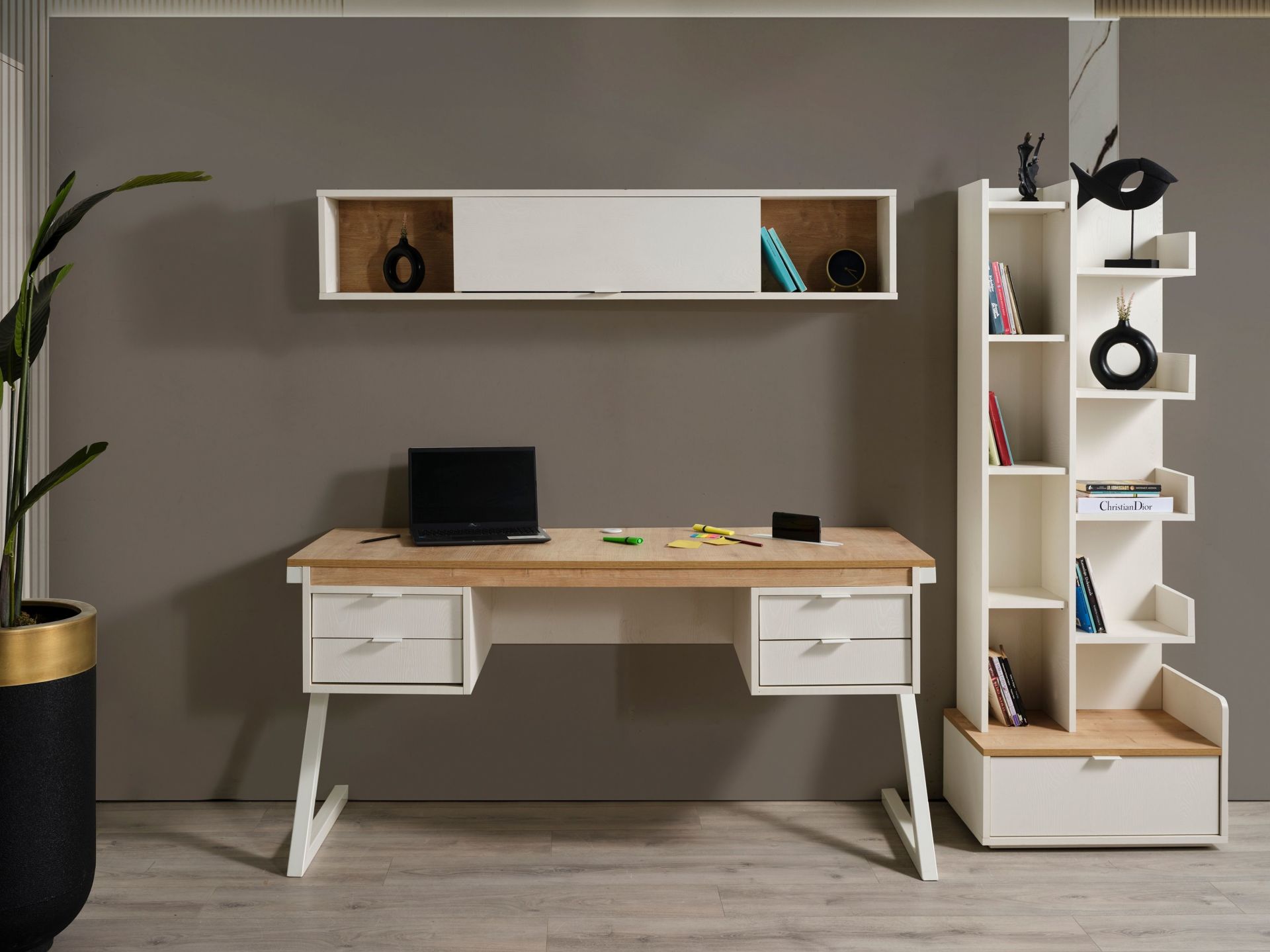 Halikarnas Genç Odası (Çalışma Masası)