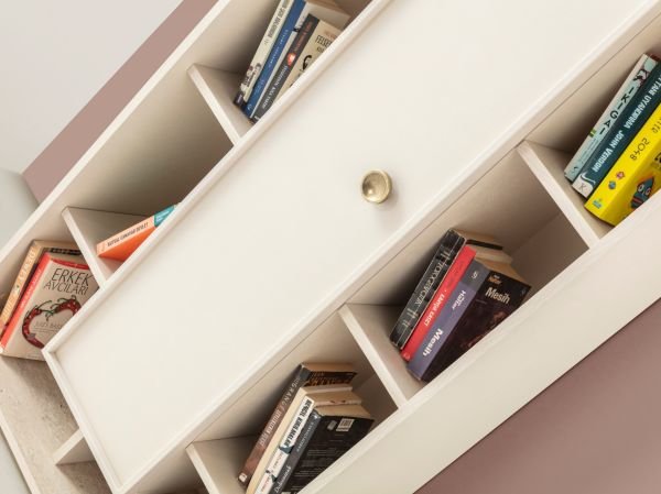 Partenon Genç Odası (Kitaplık)