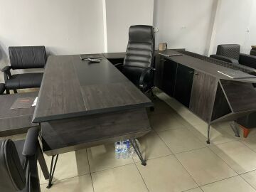 Moreno Ofis Büro Üçlü Oturma Gruplu Makam Koltuklu Yönetici Masa Takımı