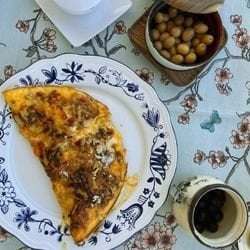 Sızma Zeytinyağlı Kabaklı Havuçlu Omlet Tarifi