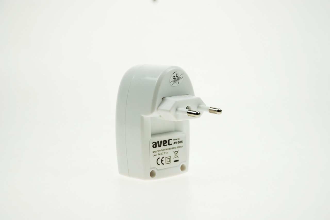 AVEC USB 2 Lİ 5V 2A ŞARJ AV-505