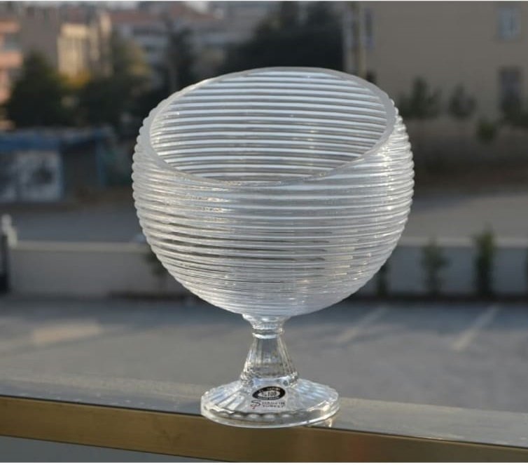 ÇİZGİLİ EĞİK SUNUM KASE