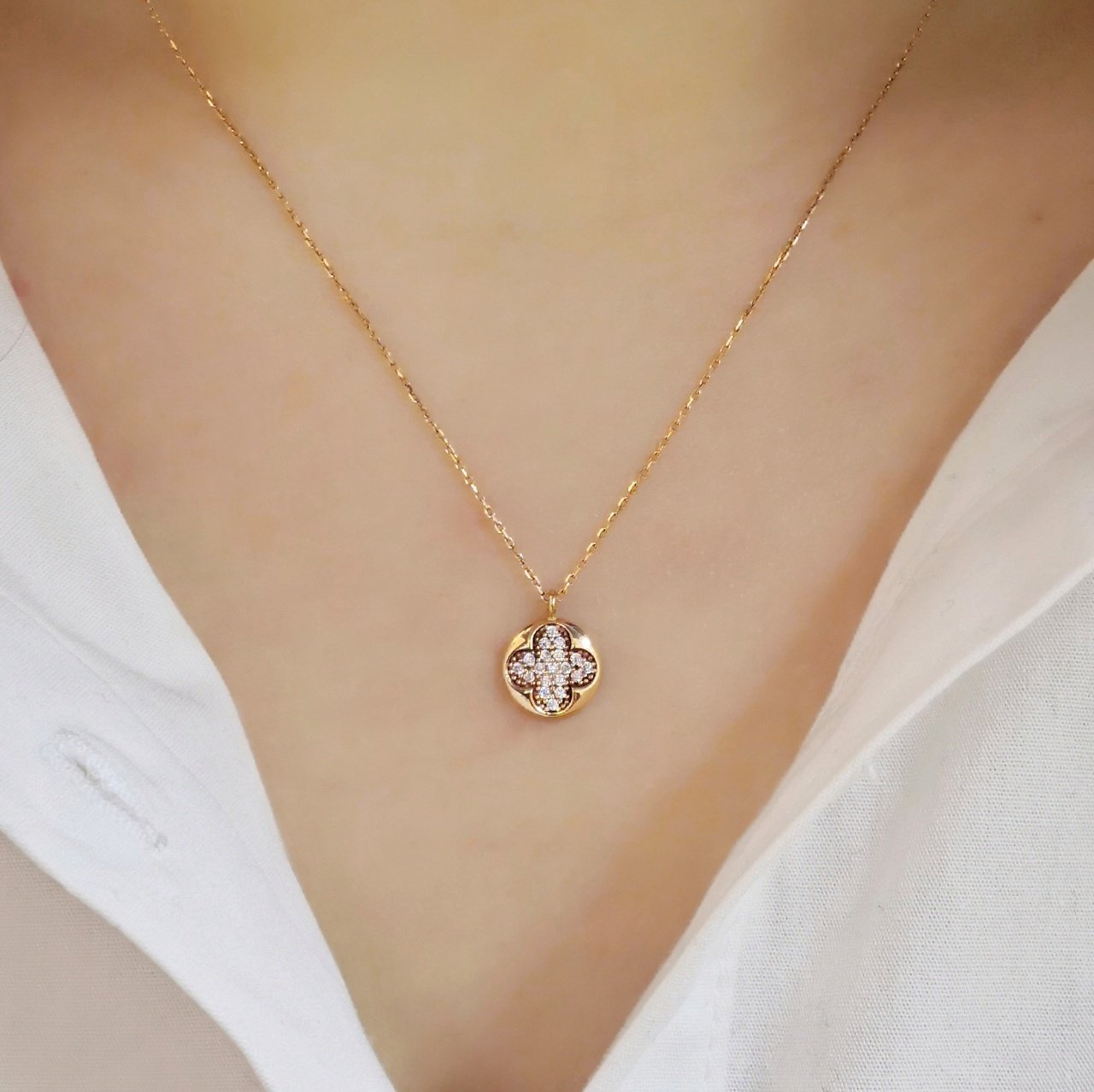 Rosegold Taşlı Kolye