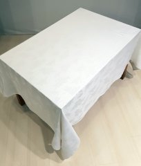 Misiny-Yaprak Desenli Beyaz Masa Örtüsü