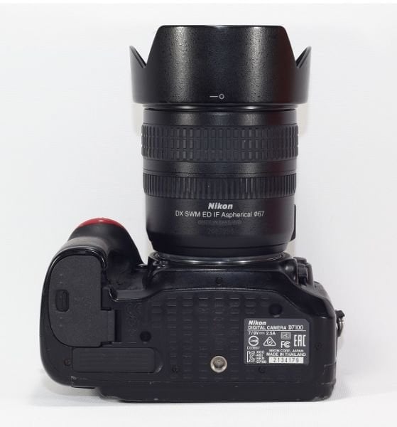 Nikon D7100 +18-135 Lens (169.000 Shutter)