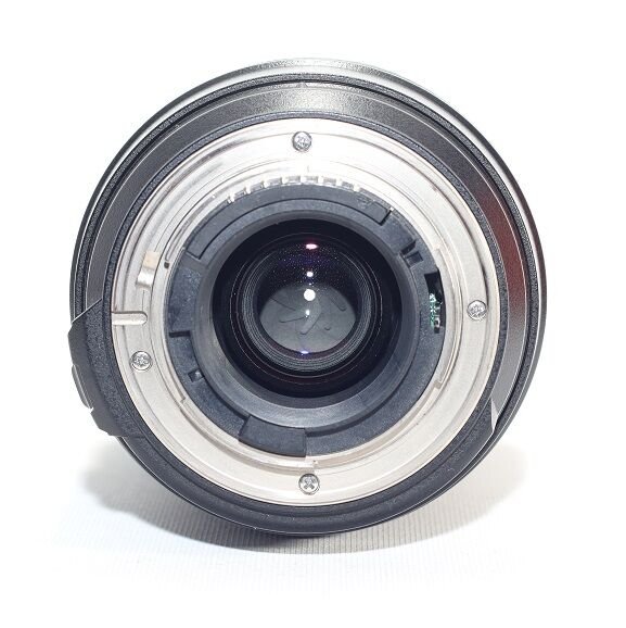 Nikon 50mm f/1.8 D Lens (2.EL)