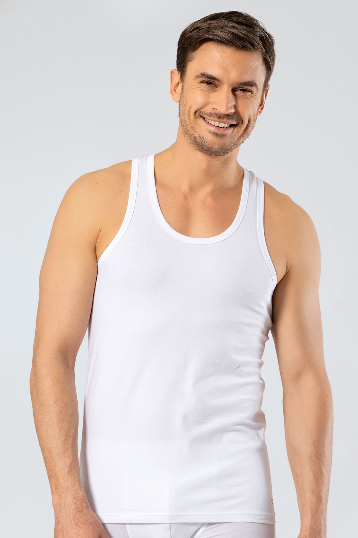 Cacharel Erkek Halter Yaka Spor Atlet