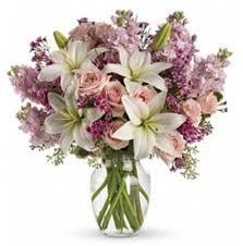 Vazoda Lilyum ve Kır Çiçekleri