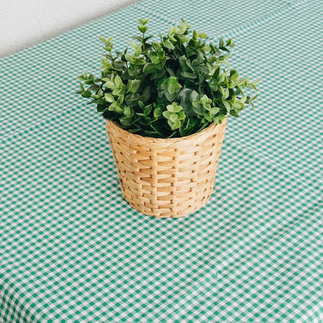 Pötikare Masa Örtüsü Yeşil -Beyaz (Küçük Kareli)160x160 cm