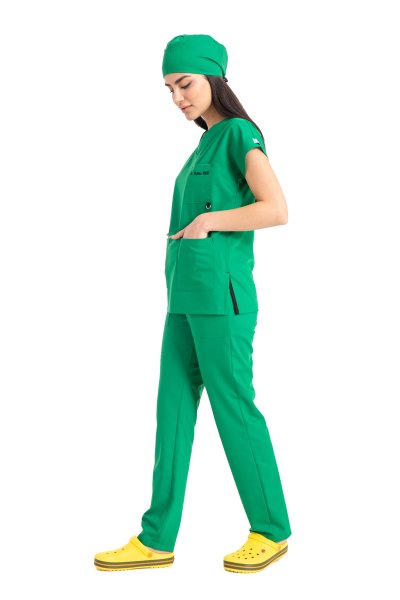Dr. Elastik Likralı Kadın Cerrahi Scrubs Takımı Çimen Yeşili