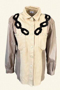 Siyah Zincir İşlemeli Kolları Deri Detaylı Krem Rengi Jean Ceket