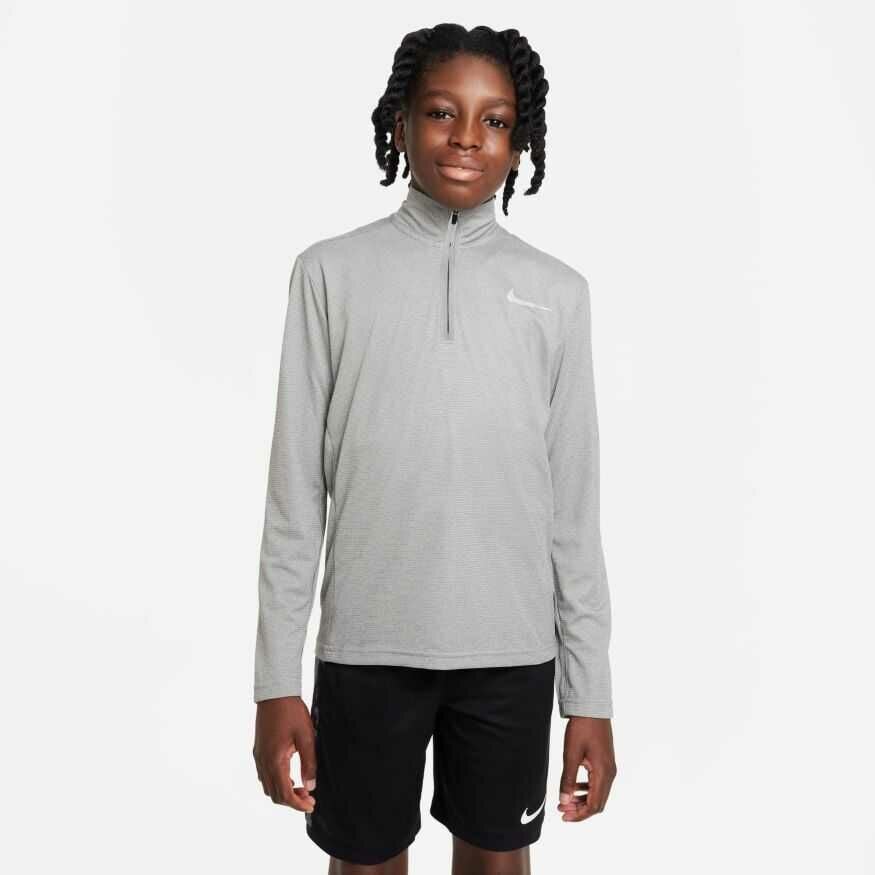 Nike Dri-FIT Poly+ Çeyrek Fermuarlı Erkek Çocuk Antrenman Üstü