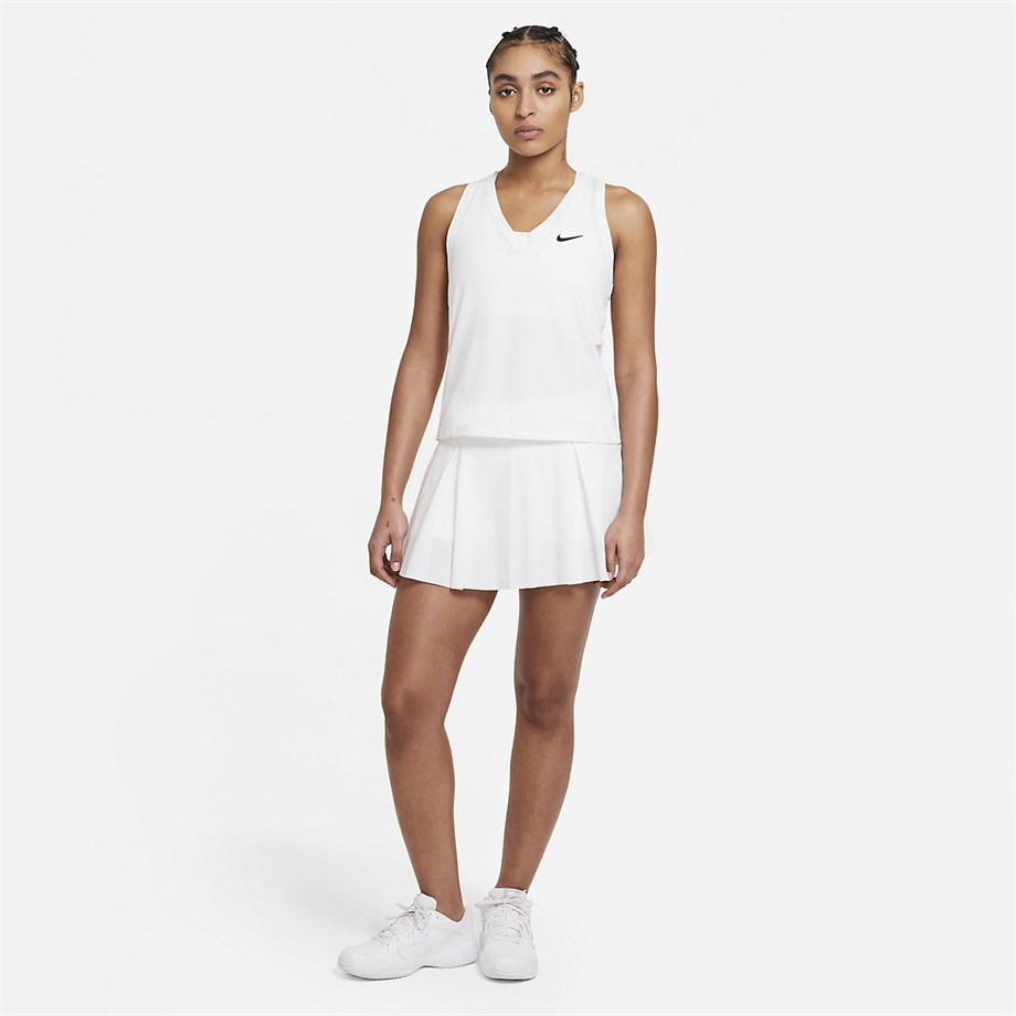 Nike Women's Core Club Skirt