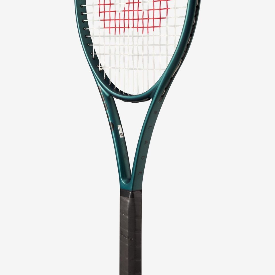 Wilson Blade 101L v9 Tenis Raketi