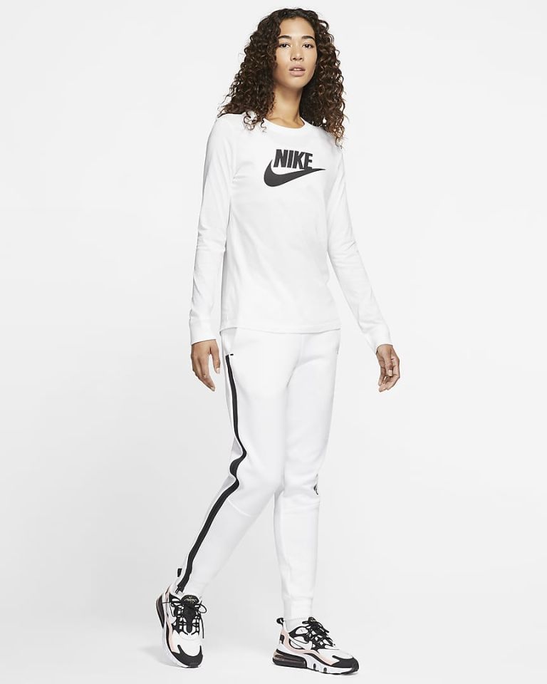Nike Sportswear Uzun Kollu Kadın Tişörtü