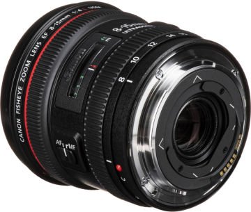 Canon EF 8-15mm f/4L Fisheye USM