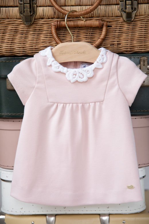 Kız Bebek Beyaz Dantel Yakalı Elbise