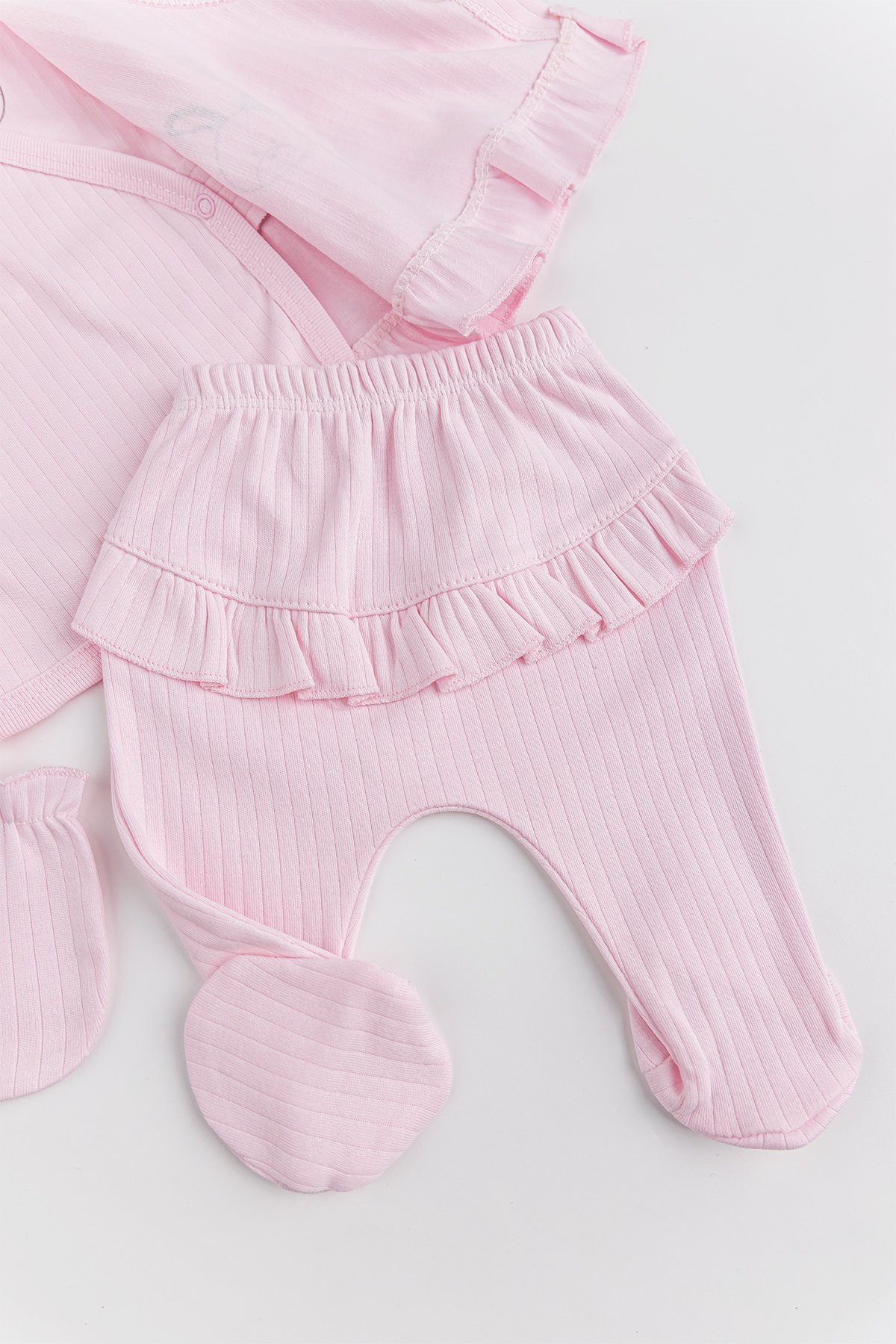 Tavşan Figürlü Pamuklu 5 Parça Kız Bebek Hastane Çıkışı Bebek Takımı