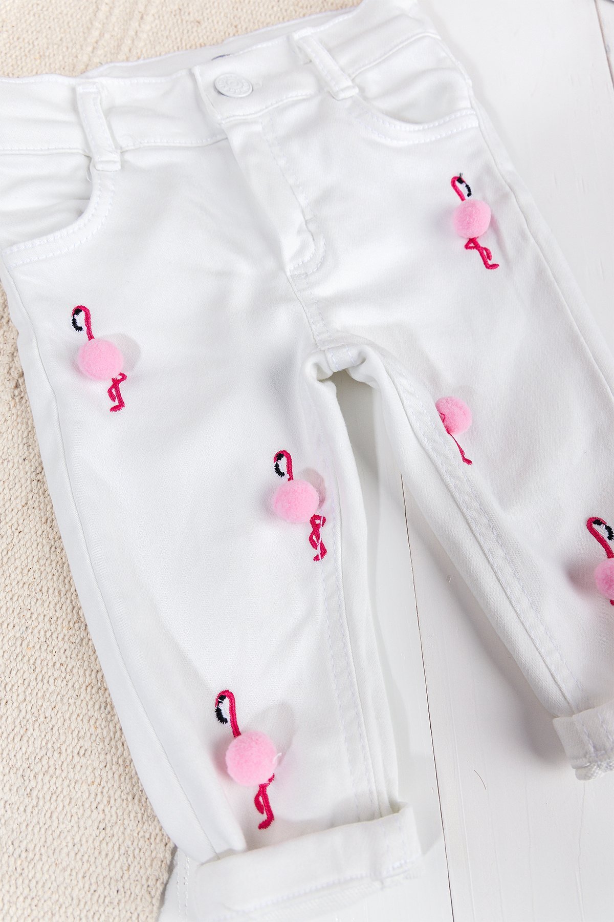 Flamingo Ponponlu Kız Bebek Denim Pantolon Beyaz