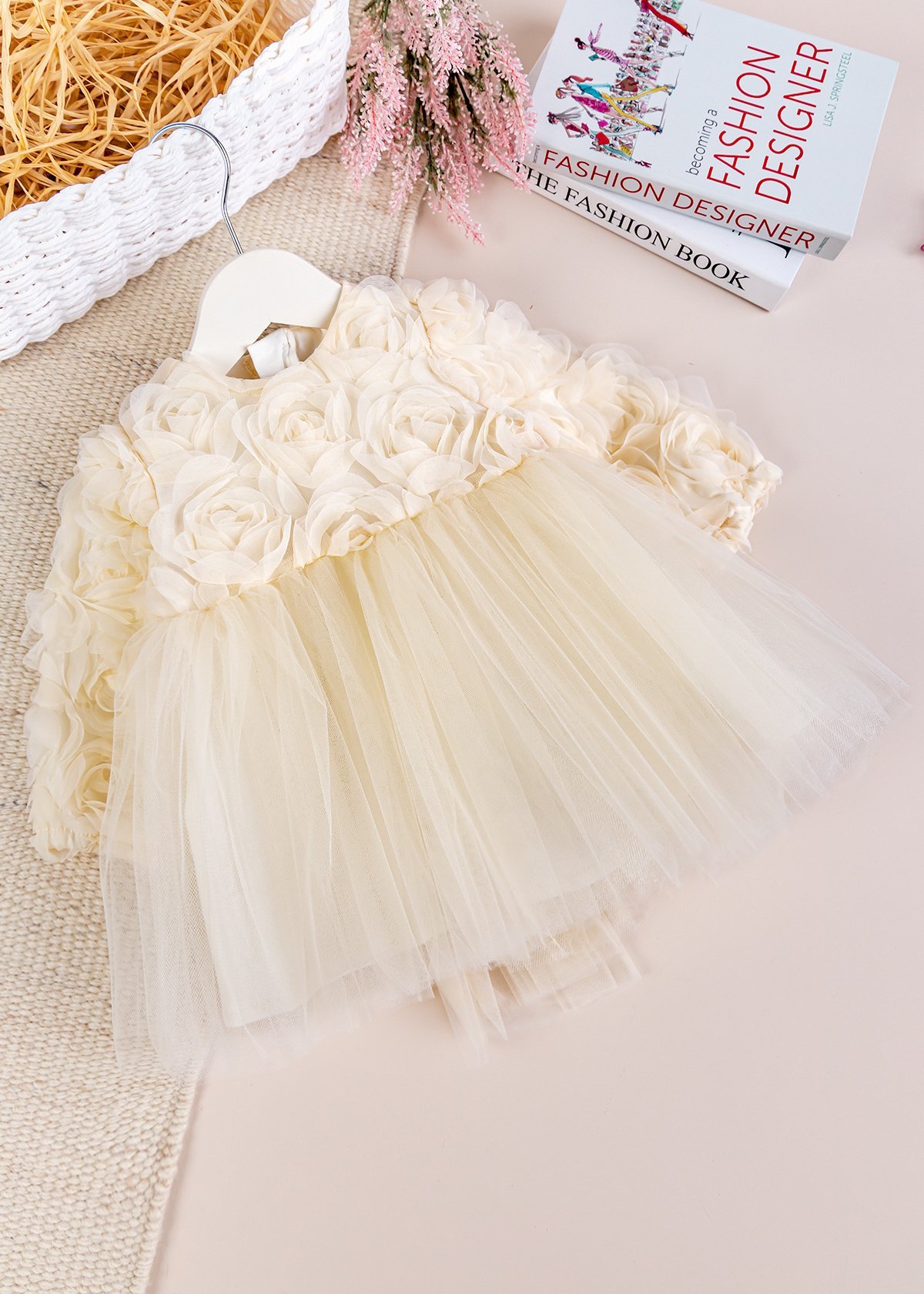 Fiyonklu Güllü Tül Detaylı Şık Dogum Günü Özel Gün Kız Bebek/Çocuk Elbise