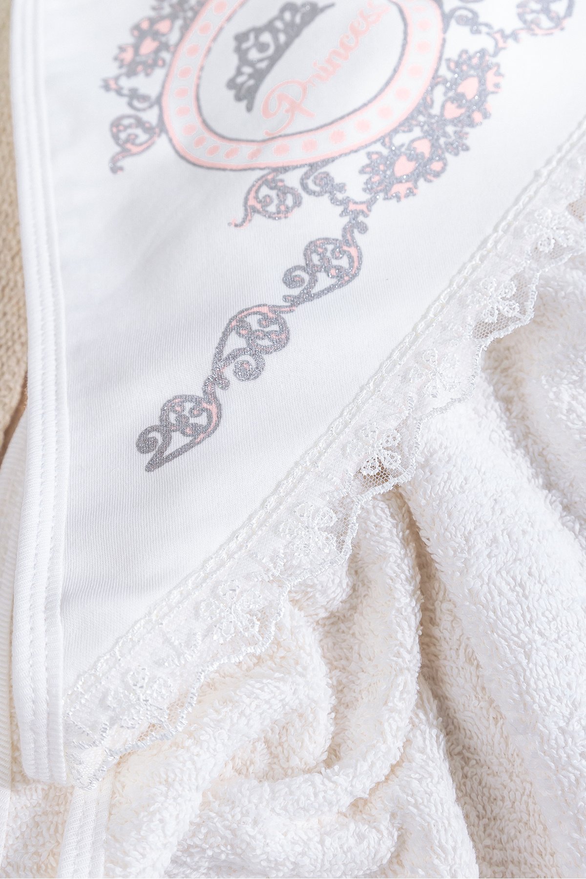 Prenses Baskılı Dantelli 2'li Pamuklu Bebek Havlu Seti