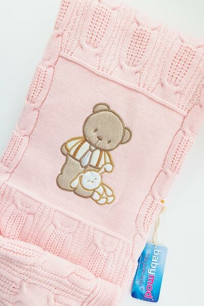 Ayıcık Figürlü Triko Bebek Battaniyesi
