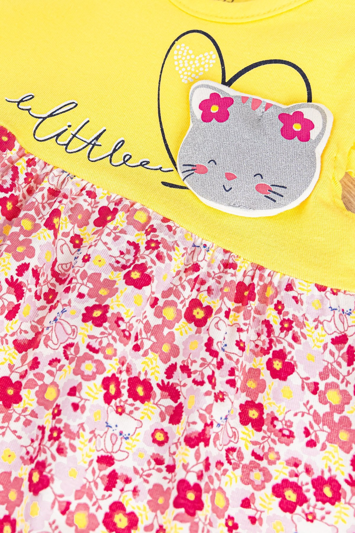 Çiçekli Kedi Figürlü Kız Bebek Tulum