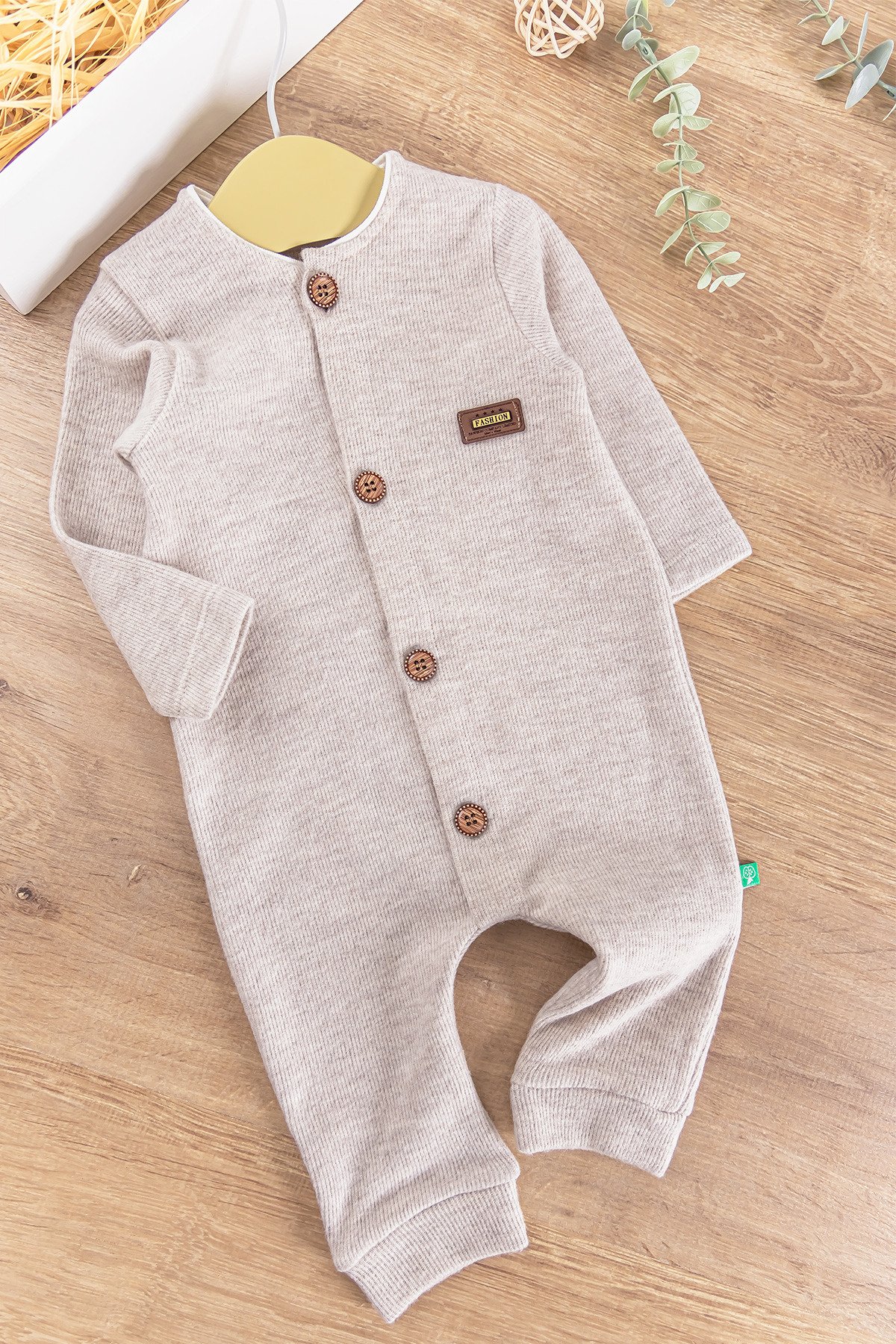 Arma Detaylı Önden Düğmeli Erkek Bebek Tulum