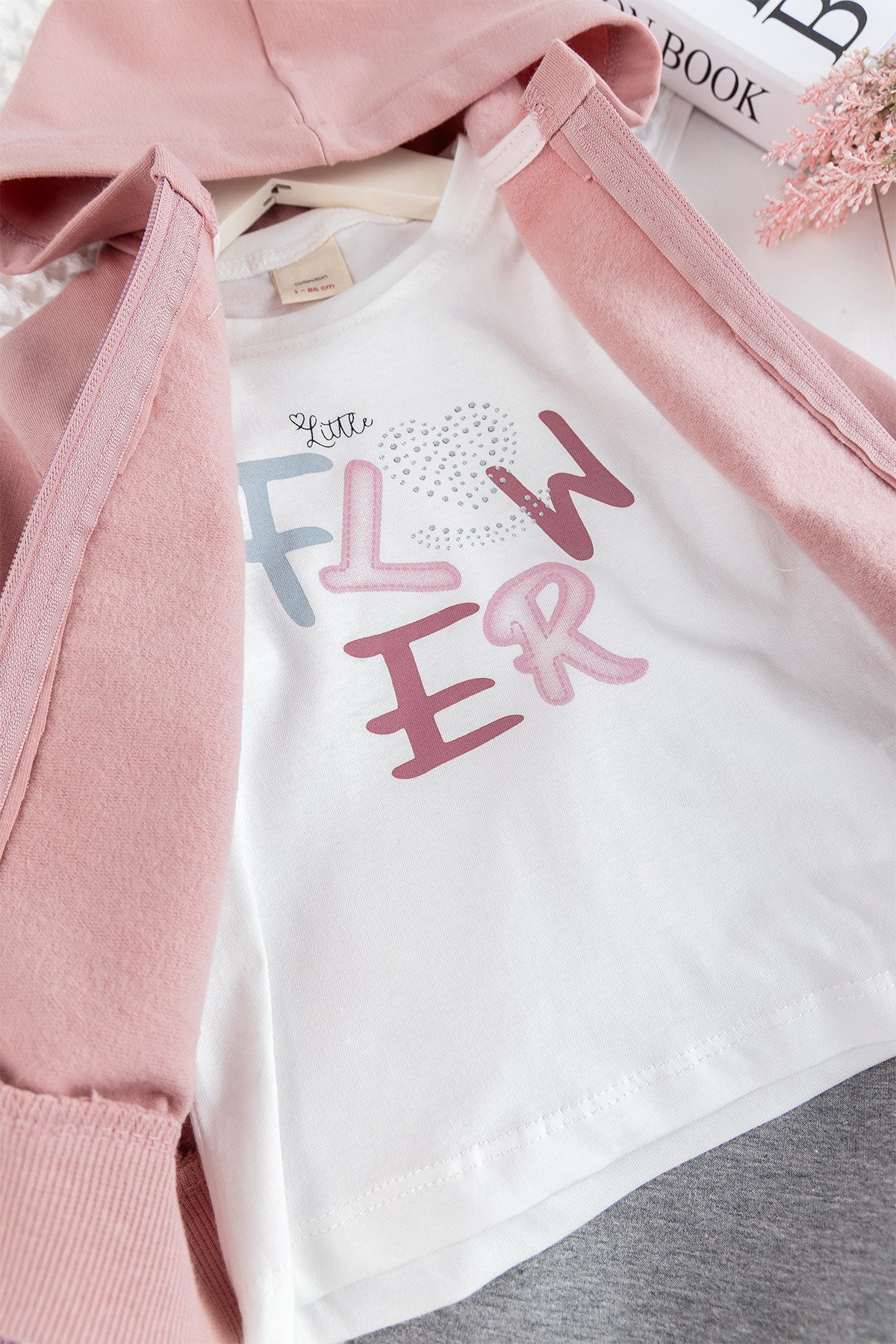 Çiçek Motifli Kapüşonlu Hırkalı 3'lü Kız Çocuk Takım