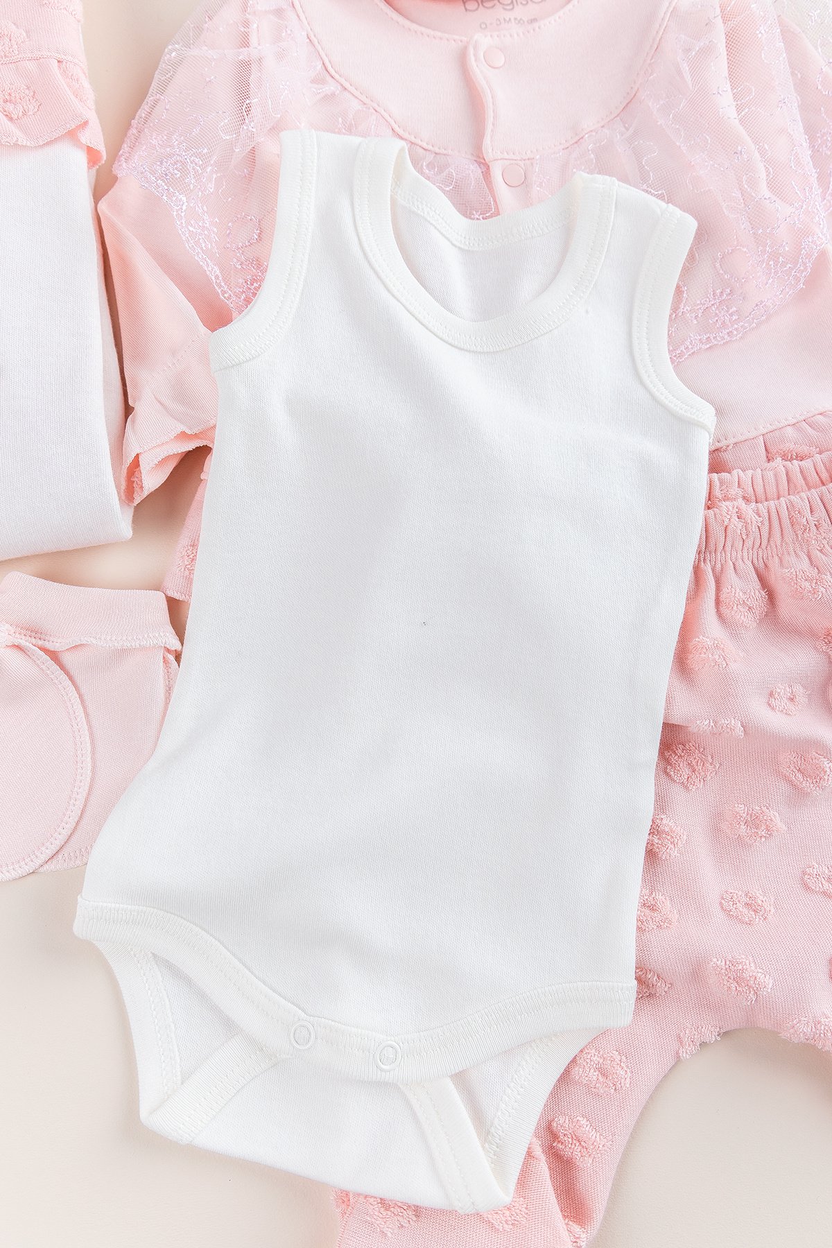 Güpürlü 8'li Kız bebek Hastane Çıkışı Bebek Takımı