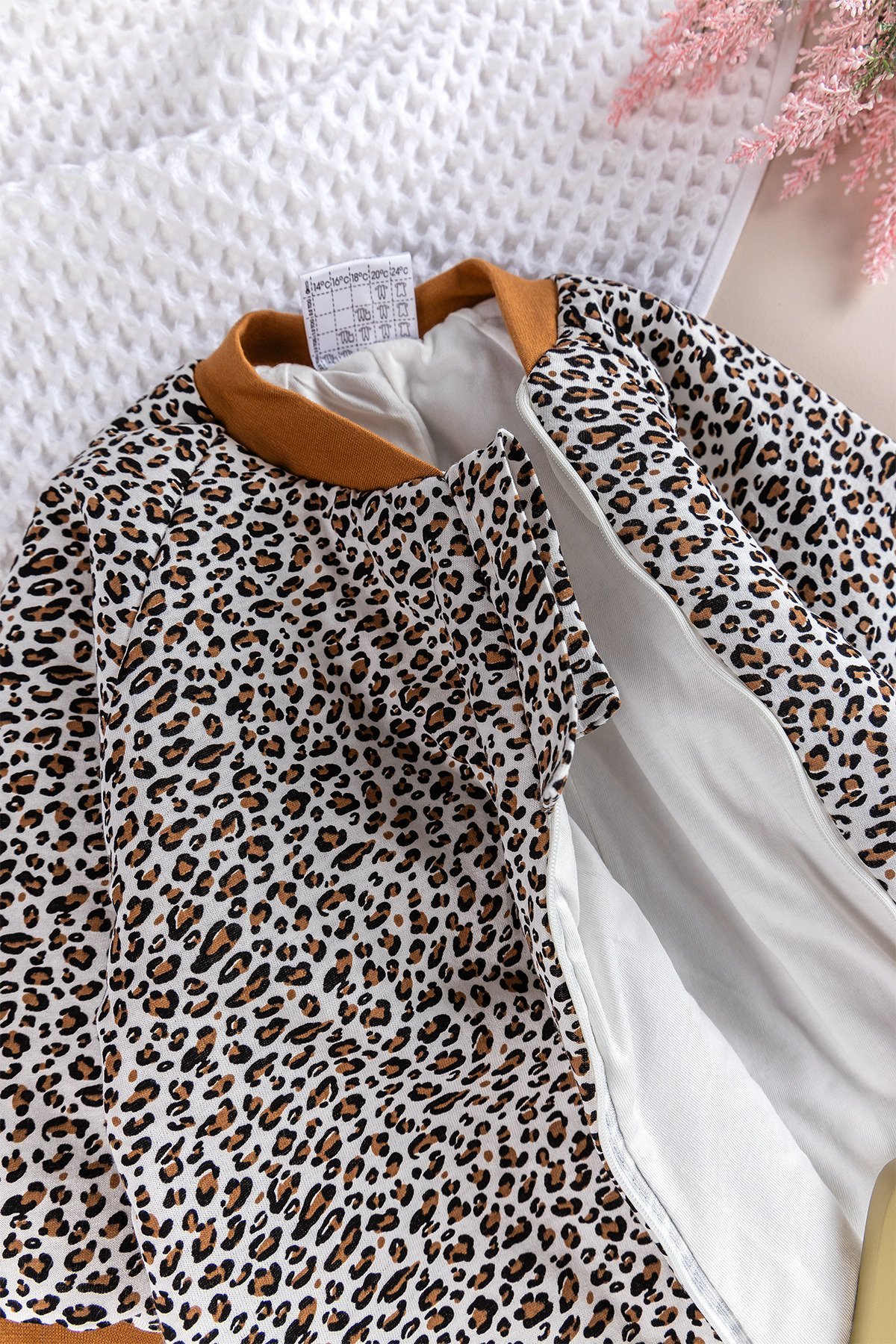 Elyaf Dolgulu 2.5 TogLeopar Desenli Çocuk Uyku Tulumu