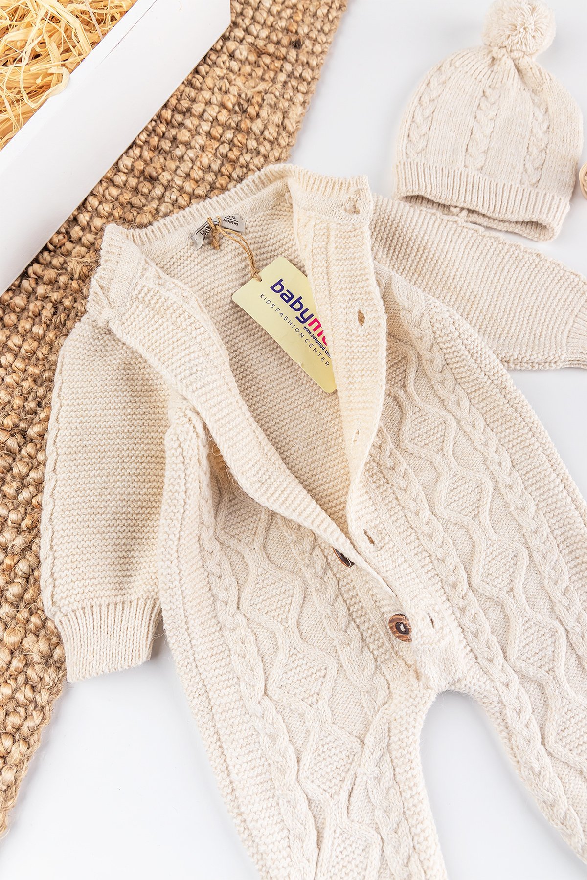 Saç Örgü Desenli Bereli Unisex Kışlık Şapkalı Bebek Tulum