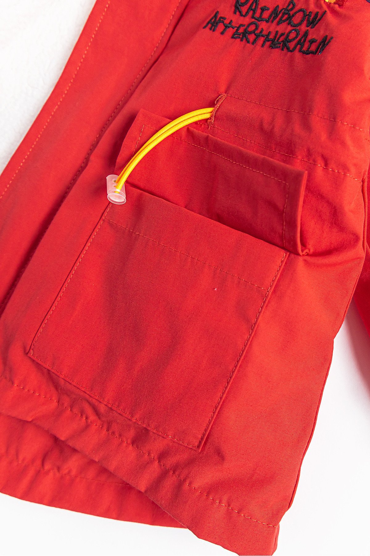 Gökkuşağı İşlemeli Peluş Astarlı Kız Çocuk Mont