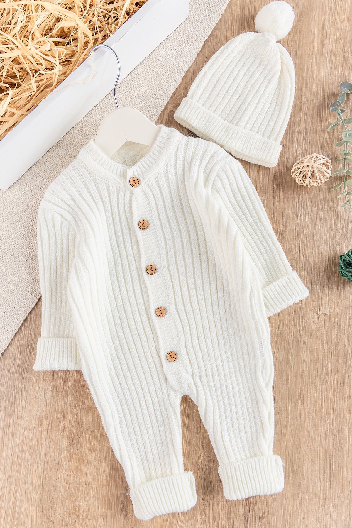 Triko Kışlık Bereli Kız/Erkek Bebek Tulum Krem