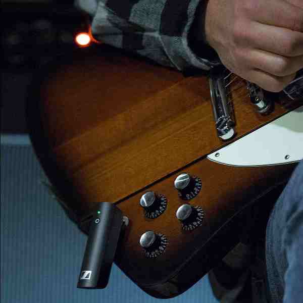 Sennheiser XSW-D Instrument Base Set (Gitar Seti)
