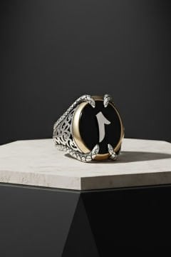 Pençe Model Oniks Taşı Üzeri Elif Yüzük