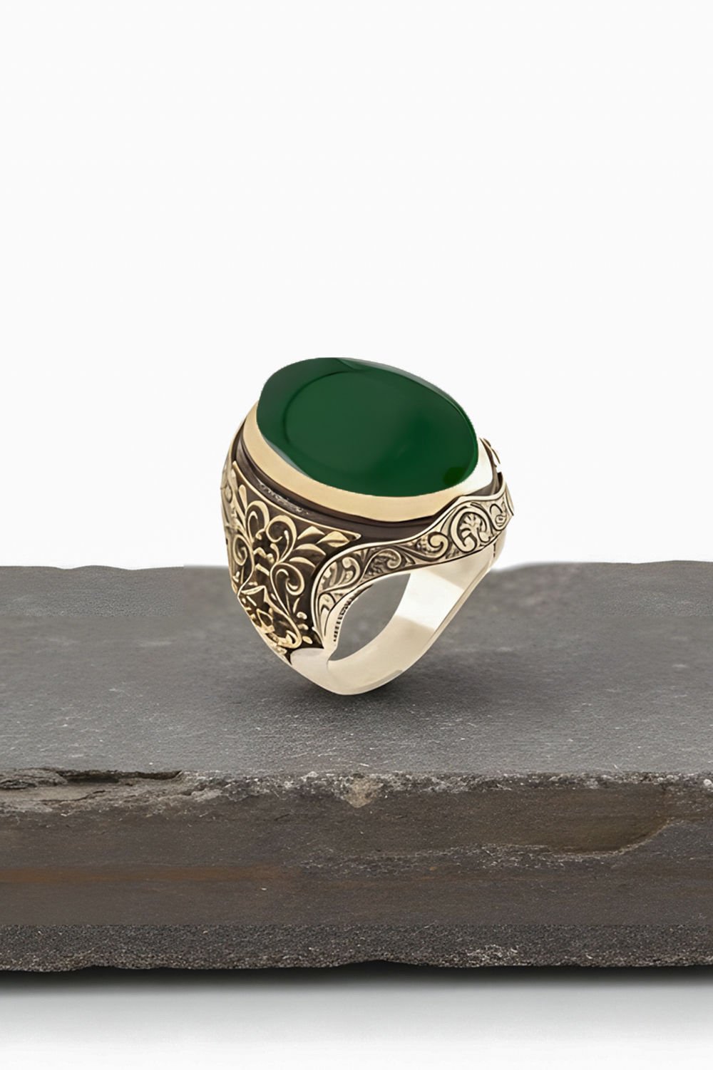 Yeşil Akik Taşlı Berceste Model Gümüş Erkek Yüzük