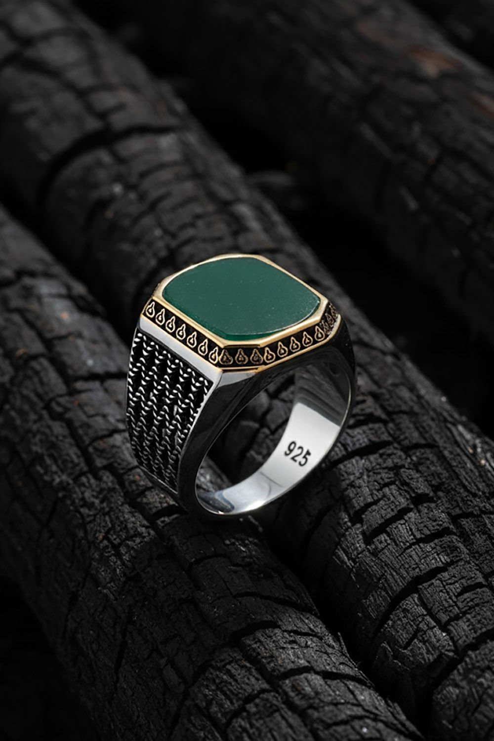 Yeşil Akik Taşlı Gümüş Erkek Yüzük