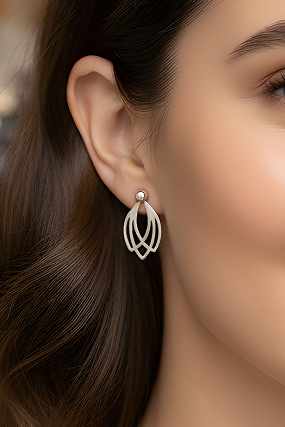 Lotus Çiçeği Model Gümüş Küpe