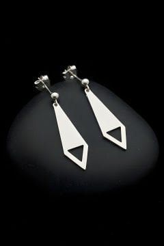 Üçgen Sallantılı Gümüş Küpe