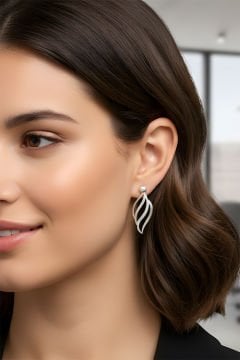 Yakamoz Model Gümüş Küpe